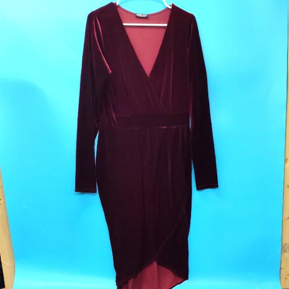 open lace back dress Shop Women's Dresses